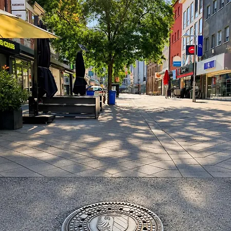 Zentrum Prime Location - Near Metro 24h Self Check-in, 65 Smart Tv Nürnberg